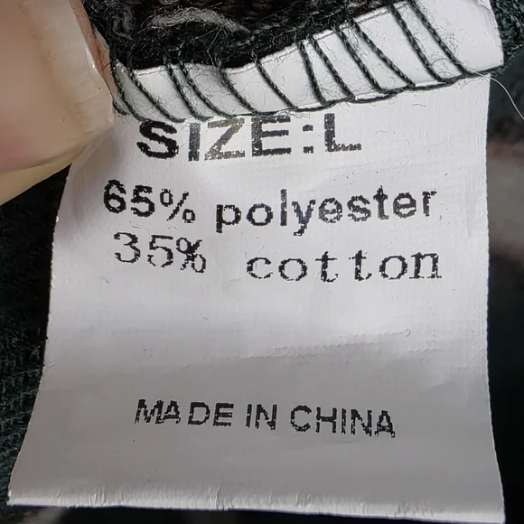 Women's Green Plaid Button-Down Shacket - Picture 7 of 12